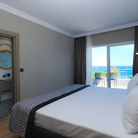 Hotel Sea Devran & 3*