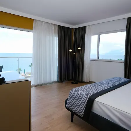 Sea Devran & Hotel 2*